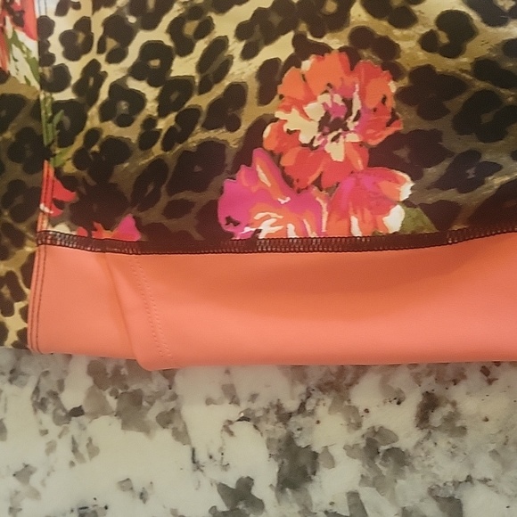 Lularoe Rise Exercise Pants Large - Picture 4 of 7